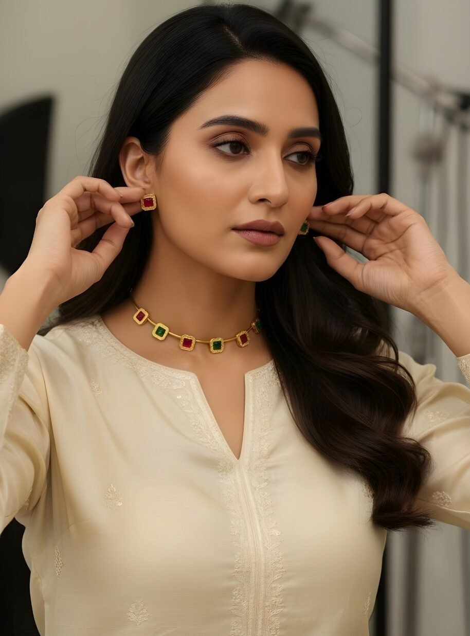 Kanhaverse Dual-Tone Square Gemstone Choker Set